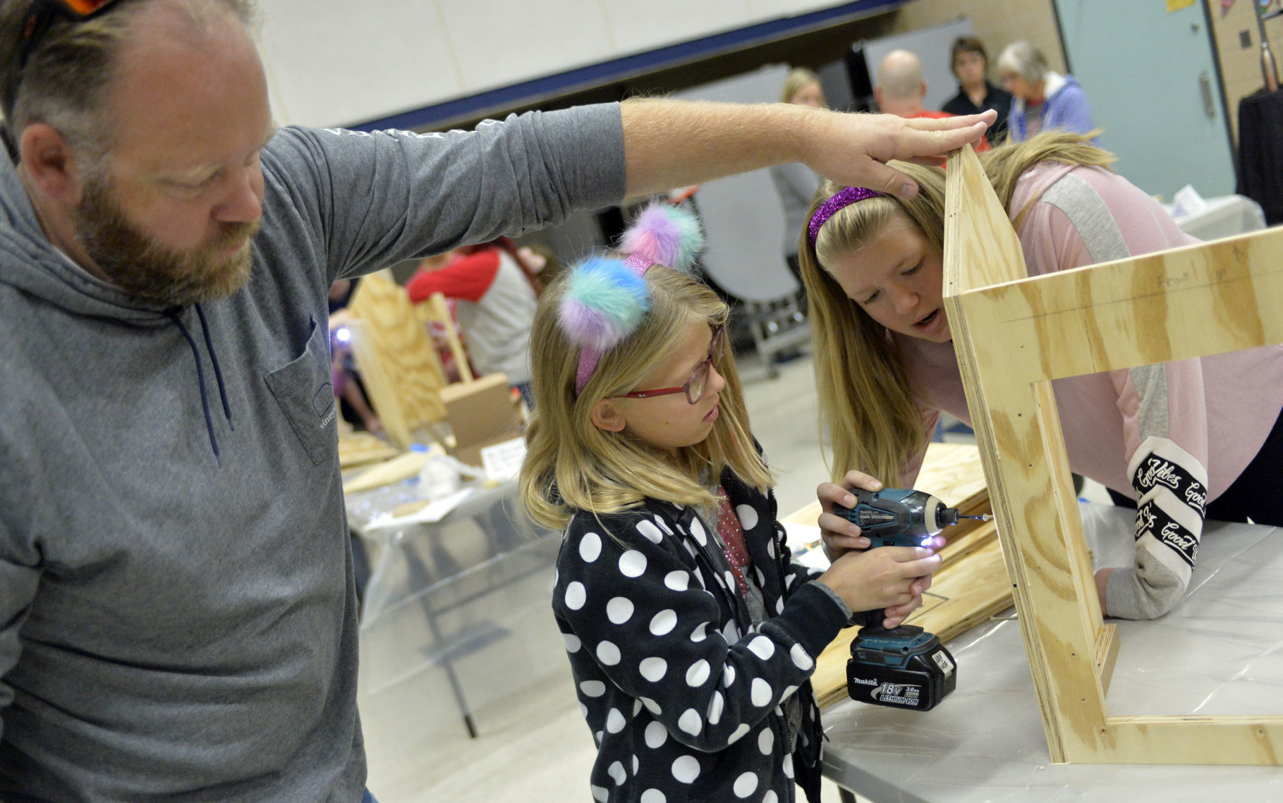 LITTLE LENDING LIBRARIES